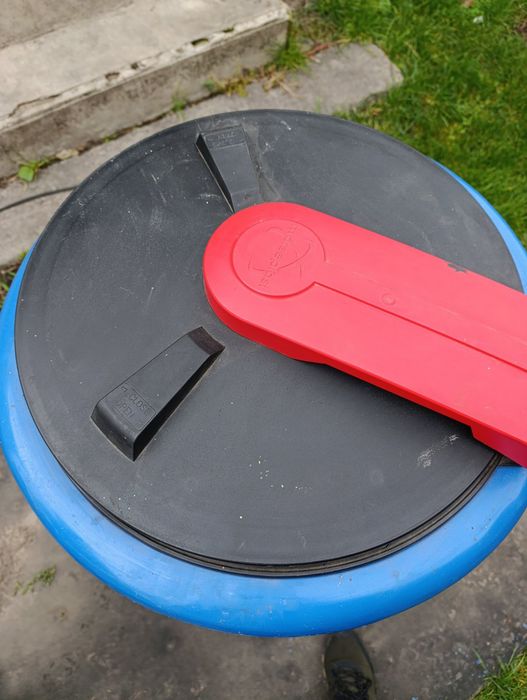 Бочка 200 л під оприскувач