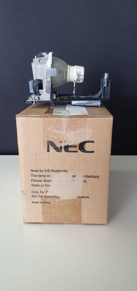 NEC NP29LP Lampa projektorowa z modułem