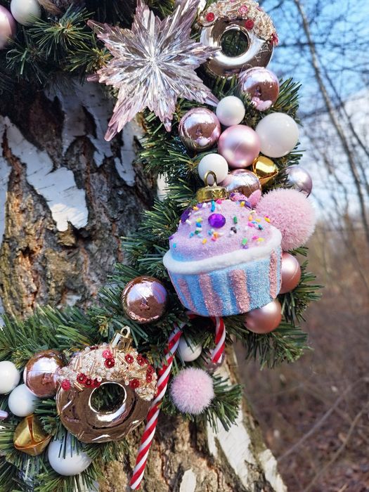 Różowy Wianek Świąteczny