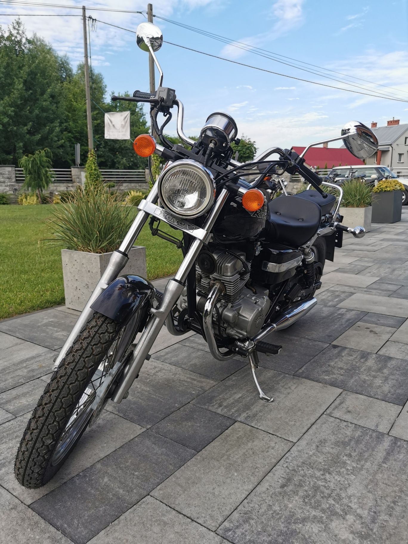 Honda Rebel 125 Raty, Transport