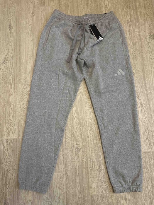 Спортивні штани ALL SZN Fleece IY4148 adidas