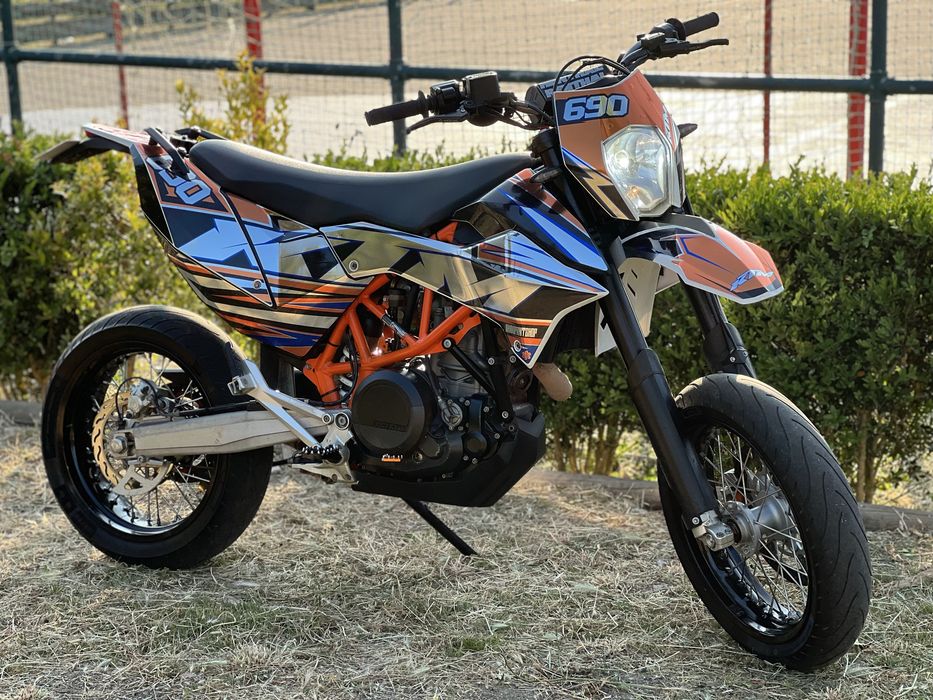 KTM 690 SUPERMOTARD 35KW (Carta A2) 2015