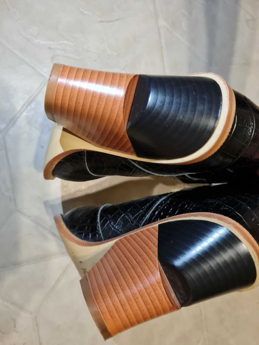 Чобітки козаки Fendi