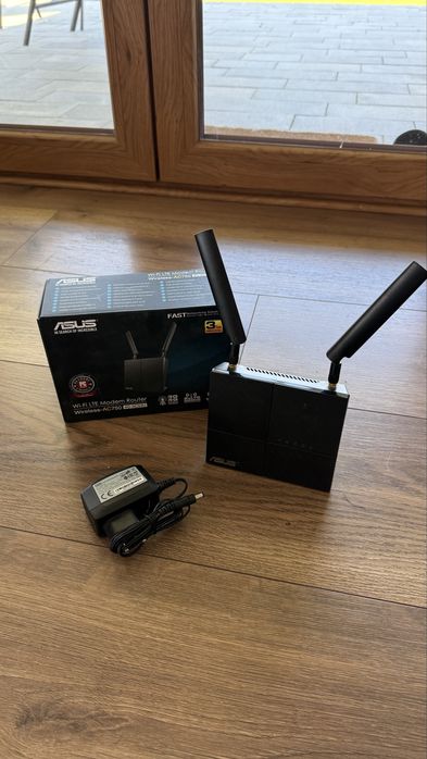 ASUS 4G-AC53U 750Mbps a/b/g/n/ac (LTE) 2xLAN