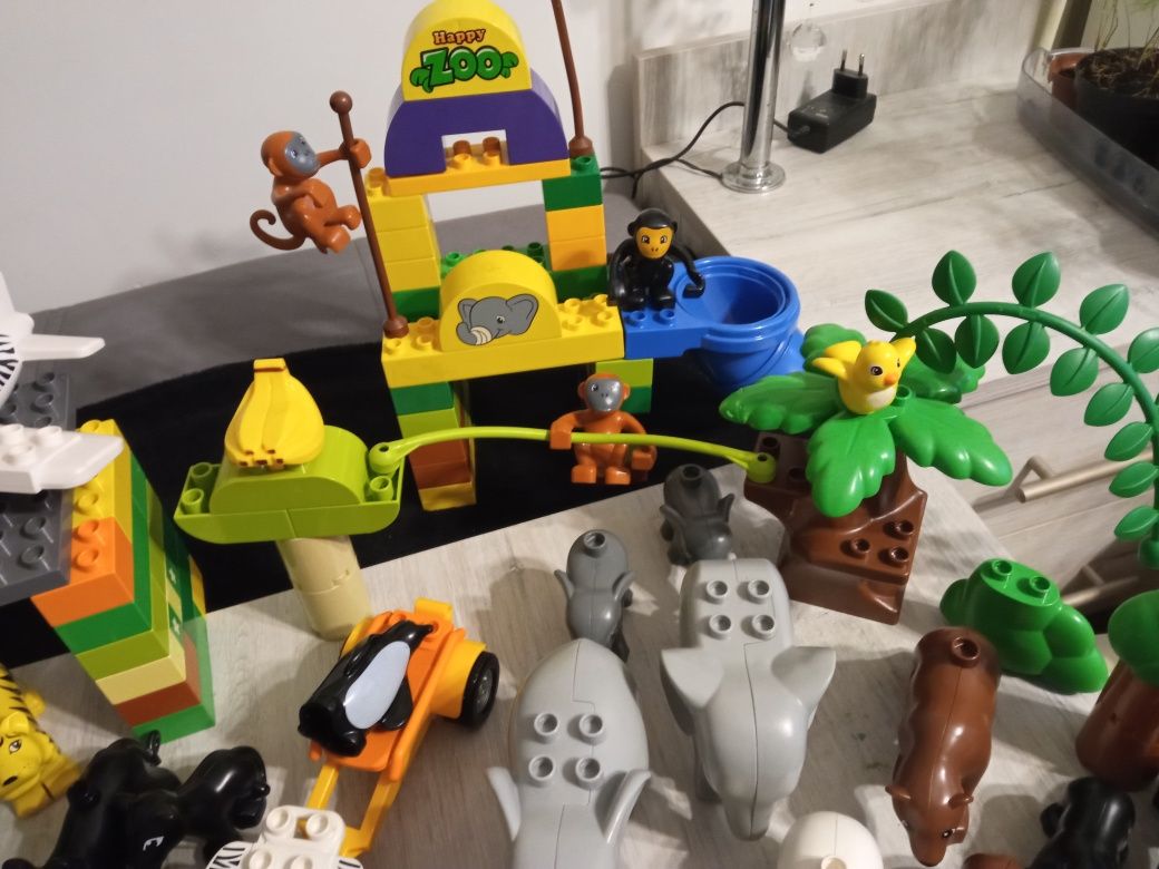Lego Duplo zestaw Zoo XXL - 60 zwierzątek