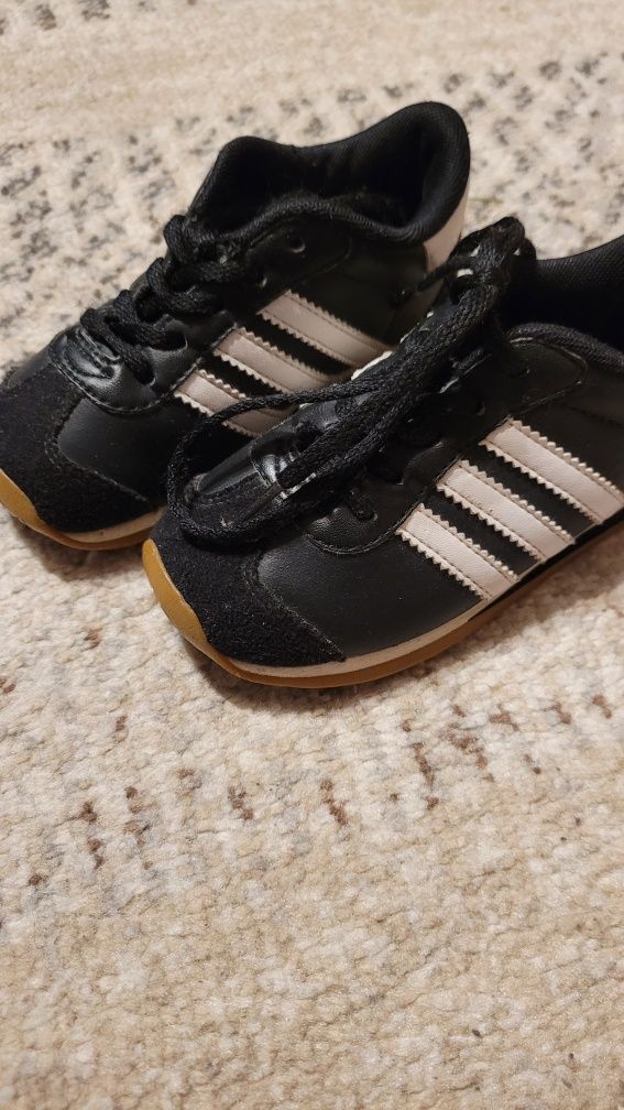 Buciki Adidas r.22