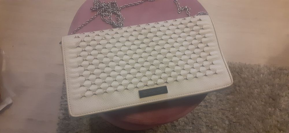 Сумка шкіряна Burberry