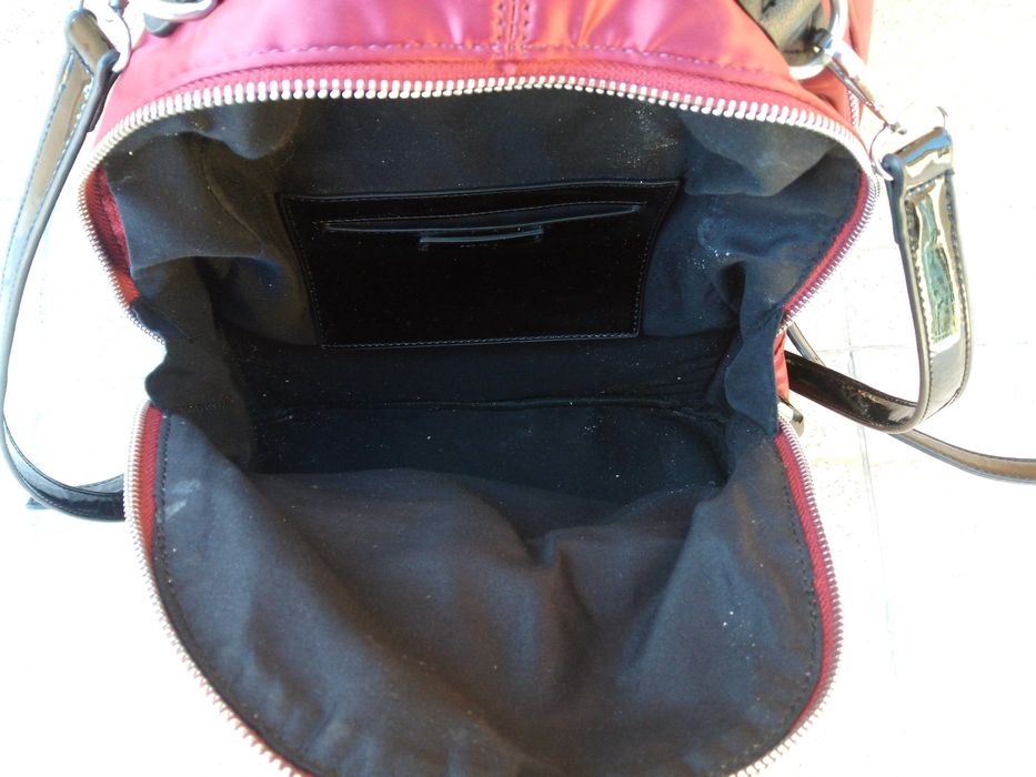 Mochila vermelha Parfois grande espaçosa alças