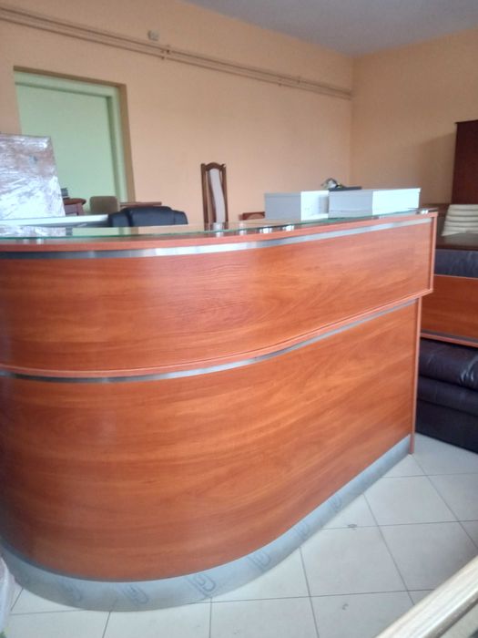 Biurko lada kształtowa