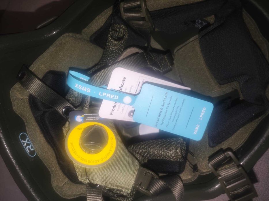 Hełm fast zielony nowy kevlar 1/3 ceny certyfikaty