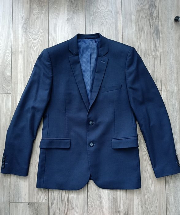 Garnitur granatowy 176