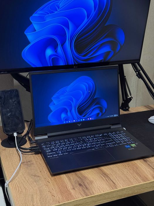 ІДЕАЛЬНИЙ Ноутбук 16 дюймів HP Victus 16 i5 11400H RTX 3050TI