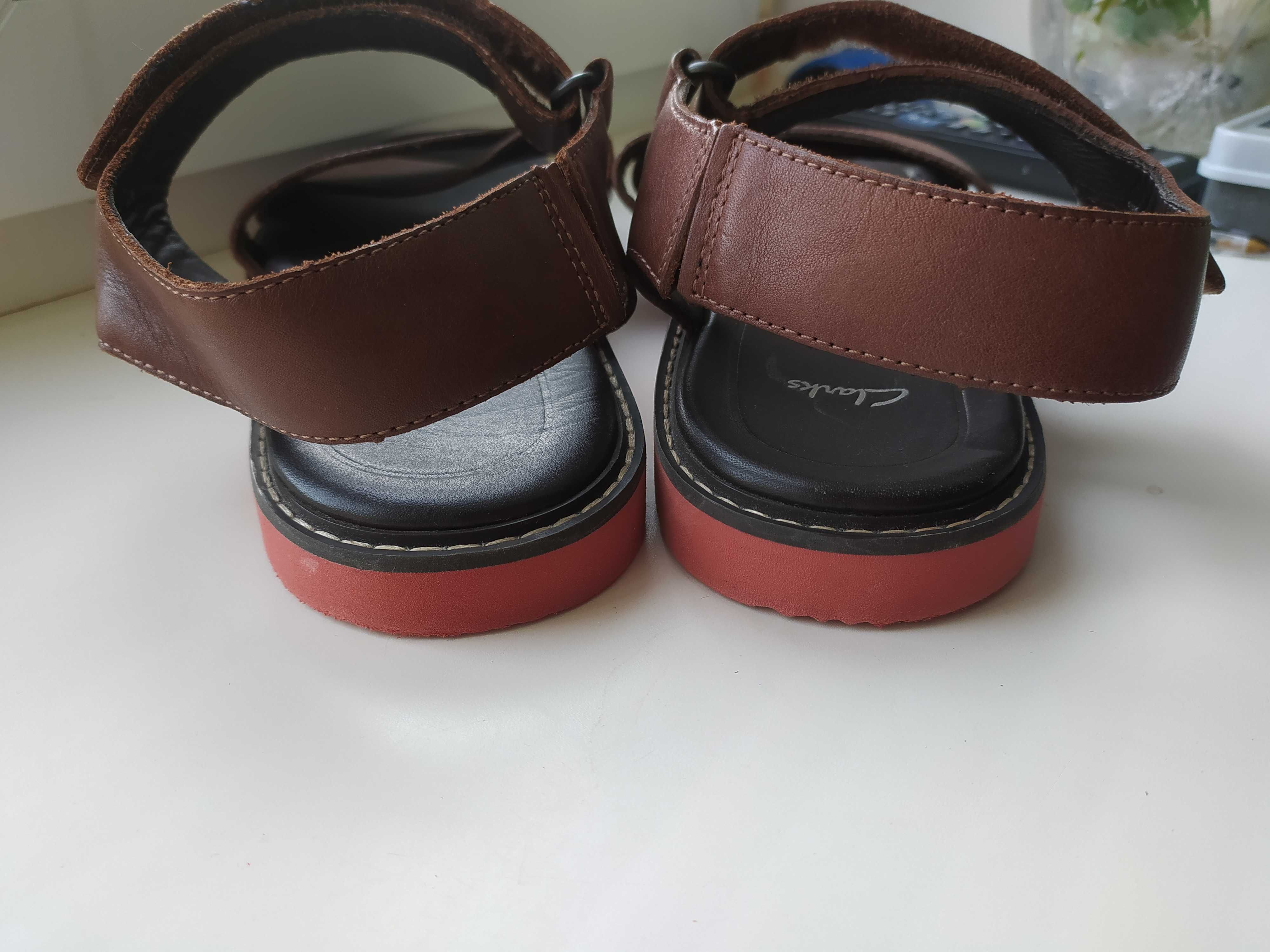 Босоножки Clarks 10G.