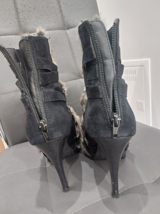 Kozaki marki Aldo rozmiar 38 z futerkiem