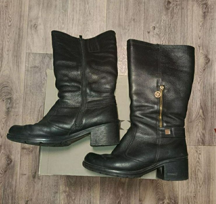 Жіночі зимові чоботи/черевики р. 40, натуральна шкіра у чудовому стані