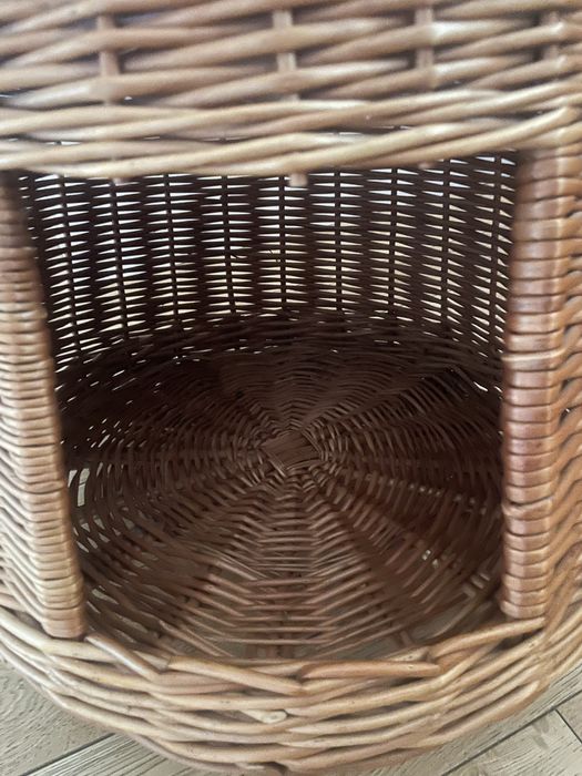 Budka-domek dla kota lub psa