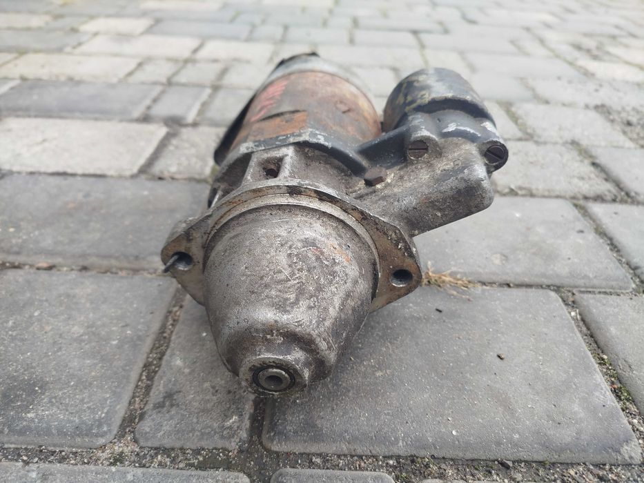 Стартер Mercedes 190 W201 W123 W124 T1 601 W460 2.0 2.3 2.5 3.0 бензин