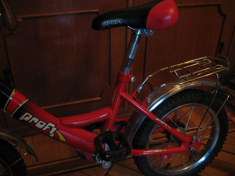 Продам детский велосипед "PROFI", четырёх-колёсный