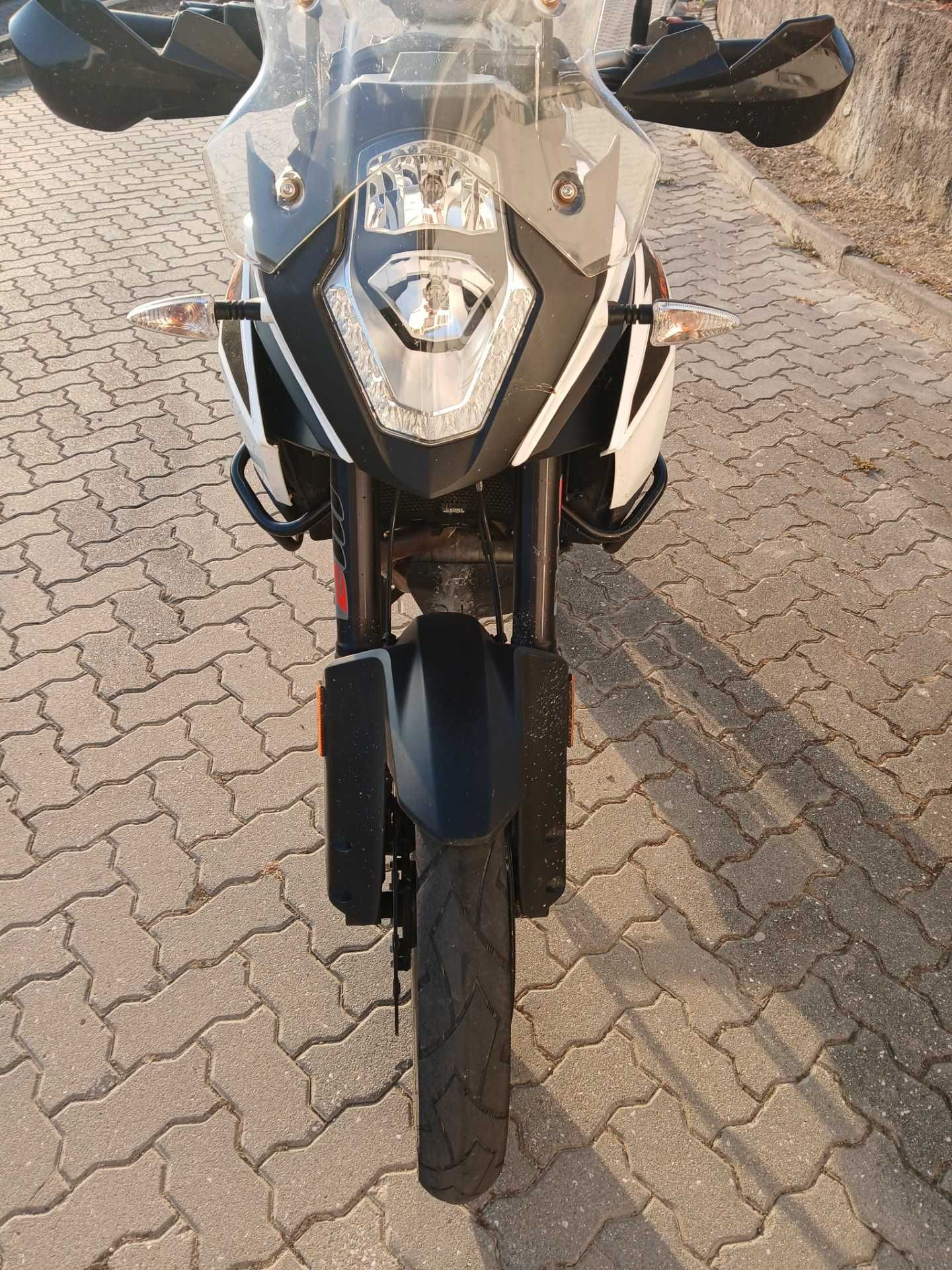 KTM Adenture 1090 R