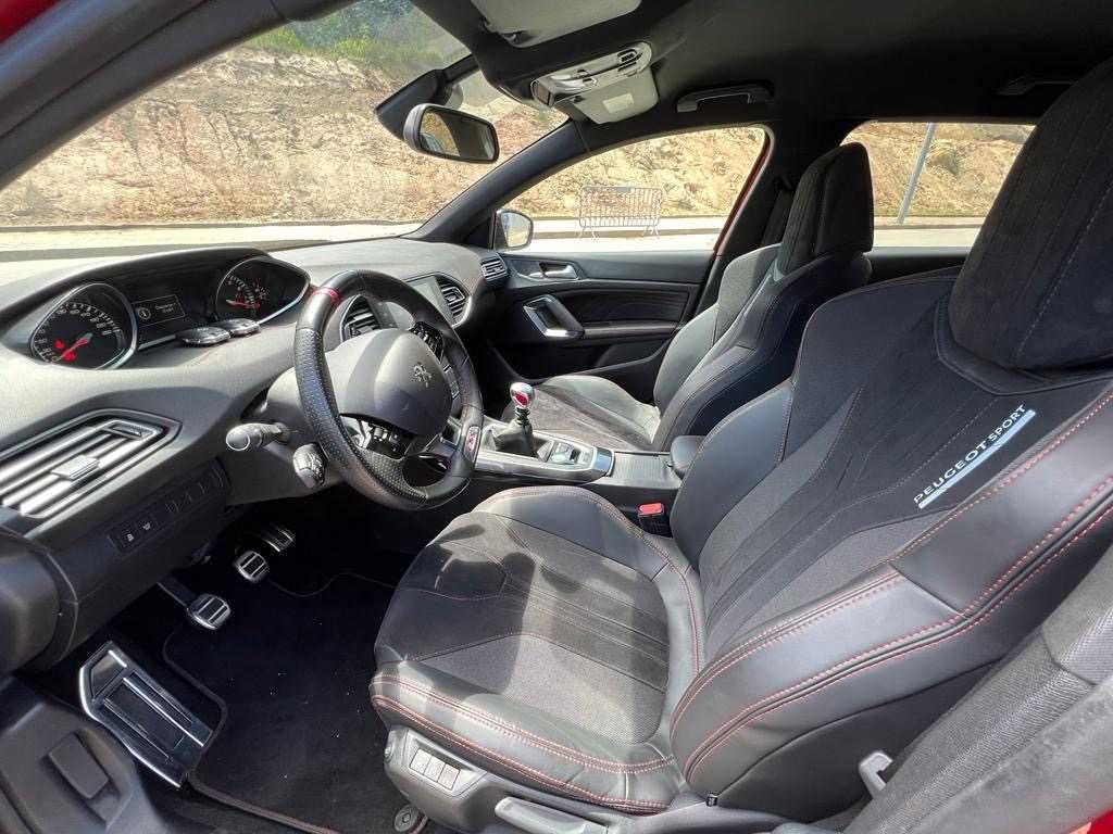 Peugeot 308 GTi 1.6 272 cv