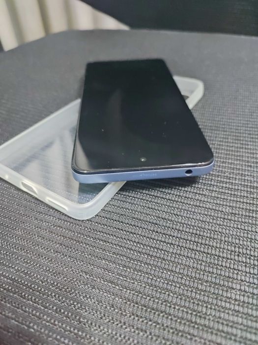 Motorola moto e15 2GB 64 GB Quad Pix 32MP Azul (Ecrã interno partido)