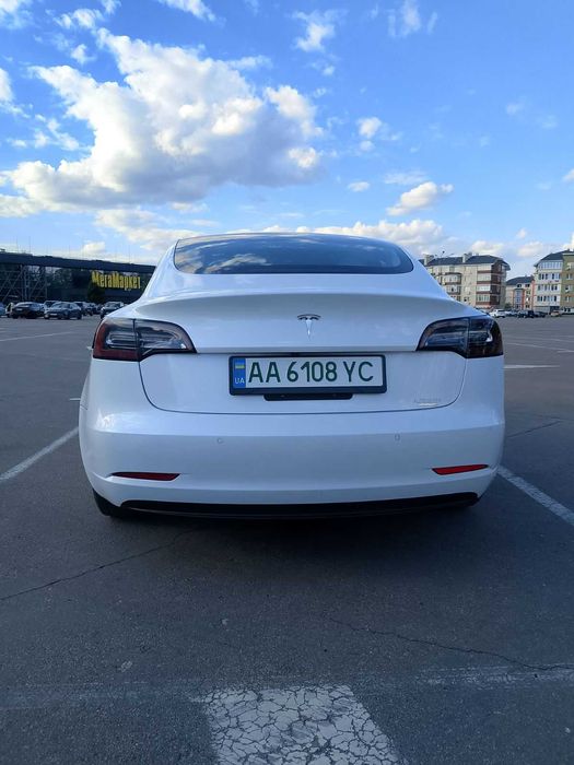Tesla Model 3 2019