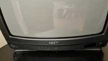 Televisor pequeno antigo - Sanyo