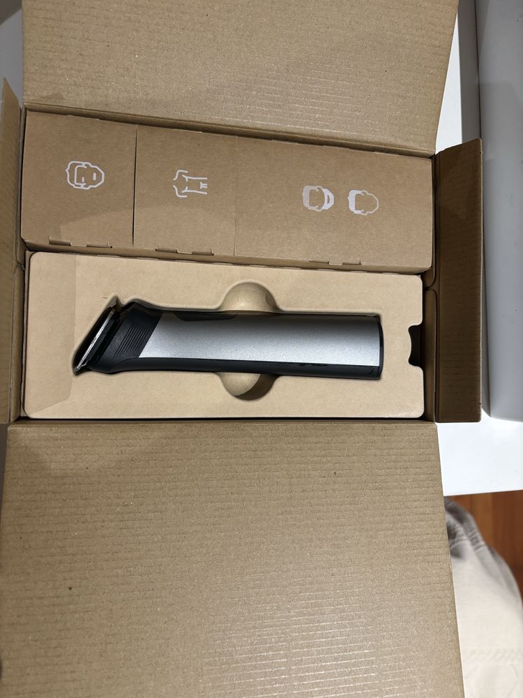 Aparador de Barba Philips 15in1 Novo