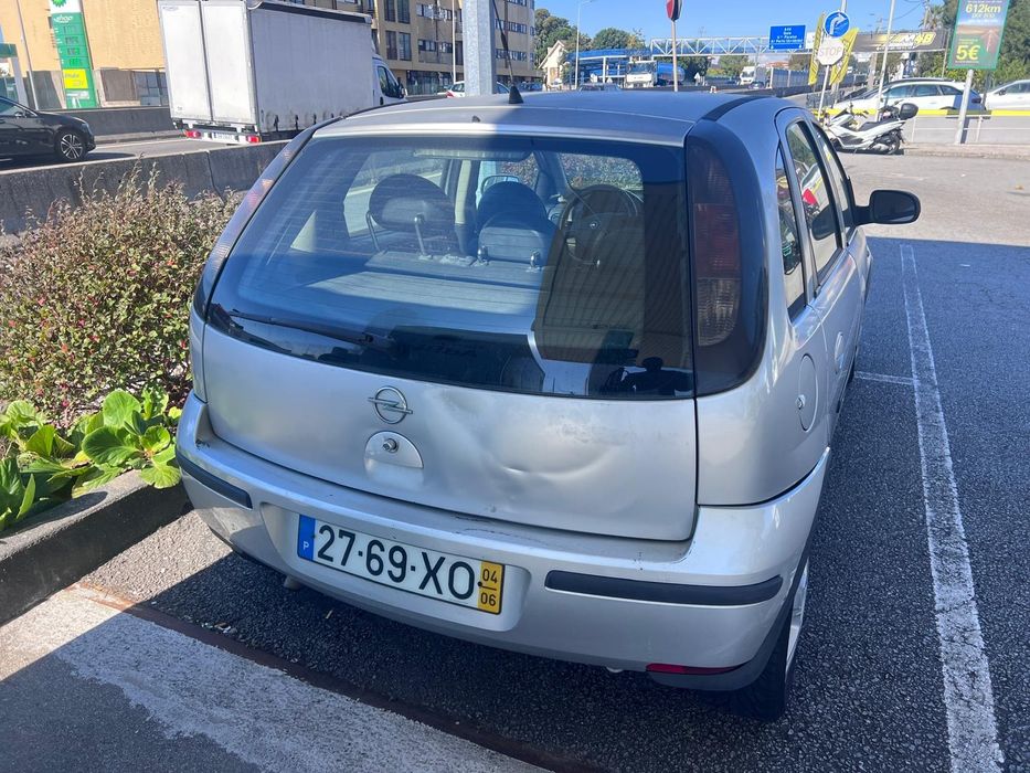 Opel corsa 1.2 gasolina