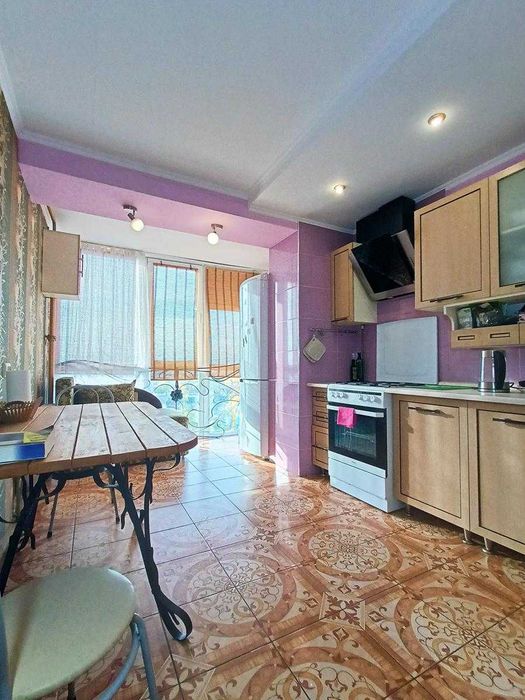 Продаж 1-кімн квартири в новобудові по Попова (автономне опалення).