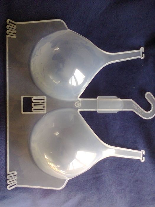 Плечики для бюста