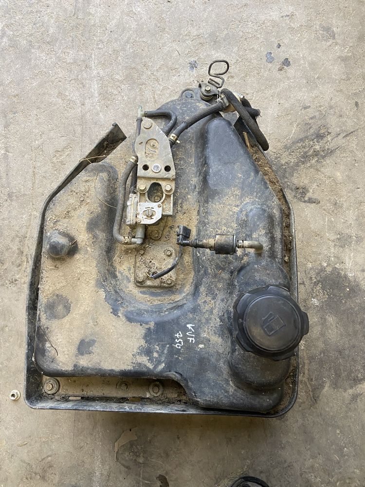 Pompa paliwa zbuornik korek paliwa kawasaki kvf 750 bruteforce 650 kvf