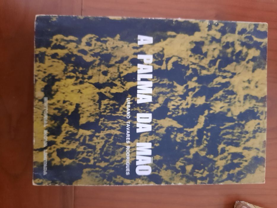 Livro A Palma da mão de Urbano Tavares Rodrigues