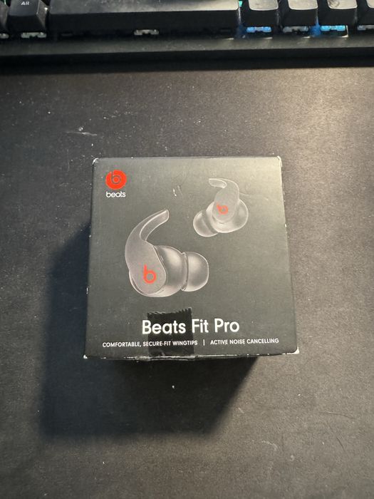 Auriculares Bluetooth BEATS Fit Pro