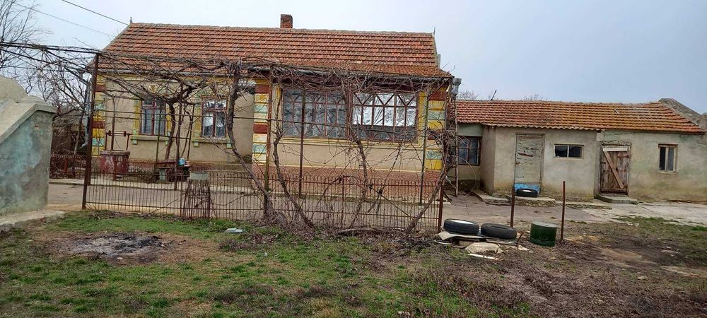 7. Срочно! Продам дом на берегу лимана