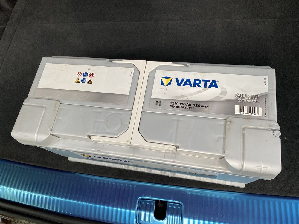 Новий акумулятор   Varta 12V 77Ah 780A