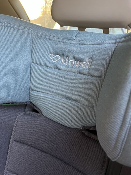 Продам дитяче автокрісло