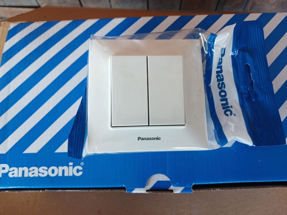 Розетка, вимикач, рамка Panasonic Arkedia Slim оптова ціна