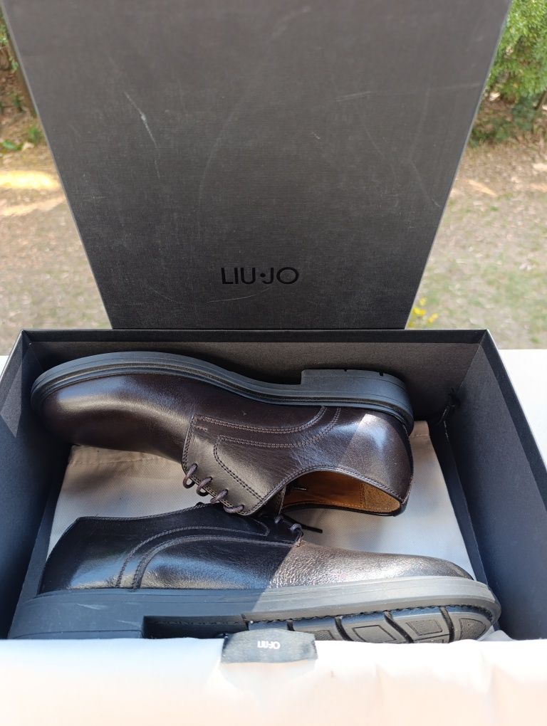 Sapatos tamanho 41 Liu-Jo