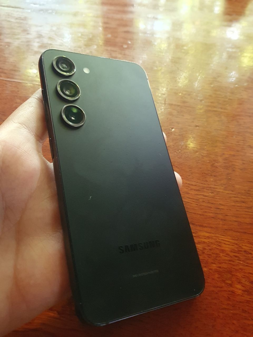 Samsung S23 128/8
