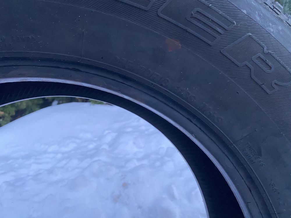 Резина колеса шини Bridgestone Dueler H/T 840 255/70 R18