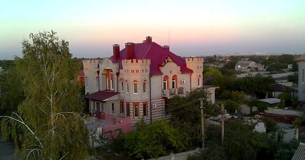 Будинок березанівка 665м.кв.