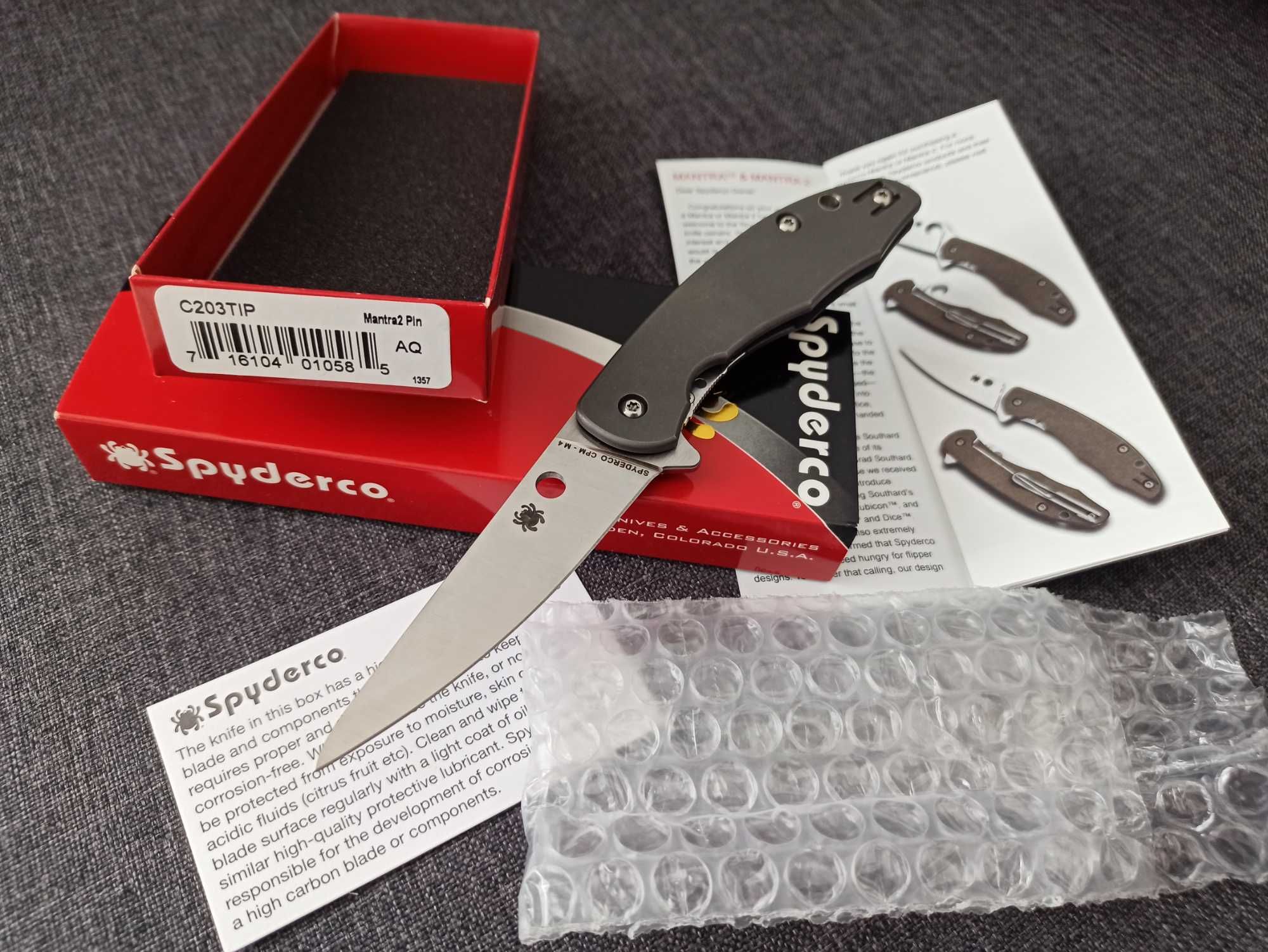 Nóż Spyderco Mantra 2