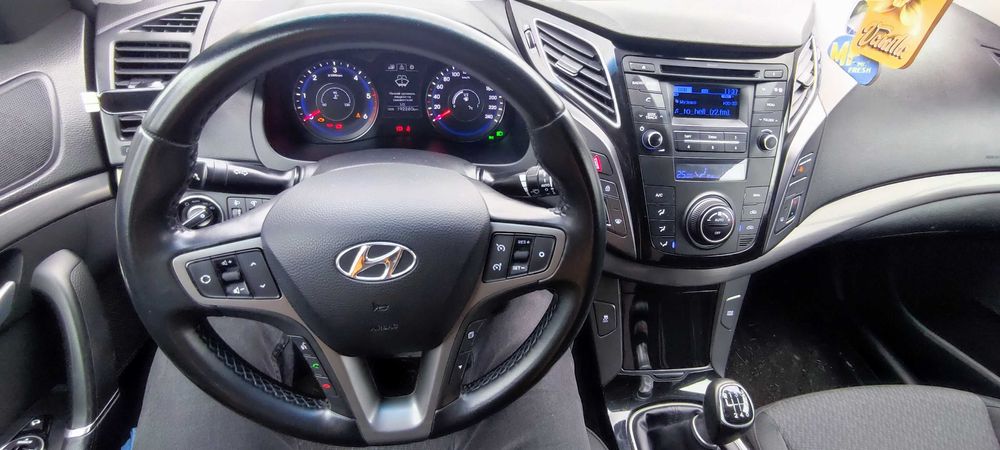 Продам авто Hyundai i40 2015