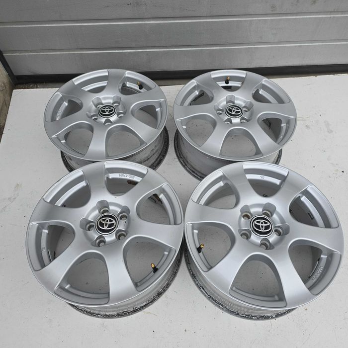 Alufelgi TOYOTA YARIS IV Prius Avensis T25 5X100 16'' ET48 6.5J 4X