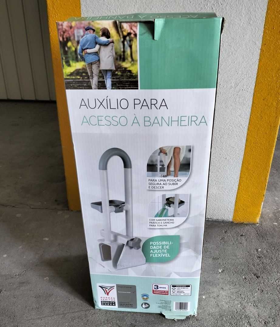 Auxilio para acesso a banheira