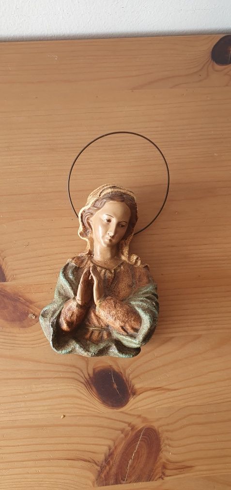 Estatueta de Nossa Senhora