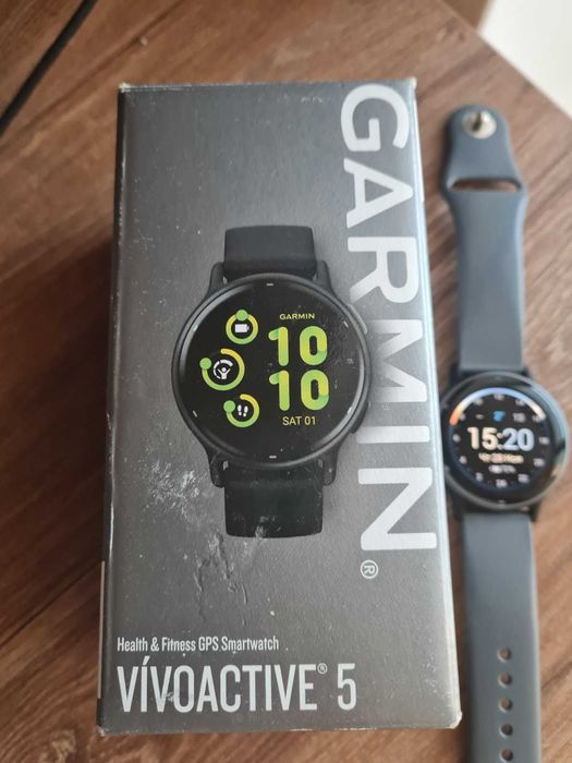 Смарт-годинник Garmin vivoactive 5