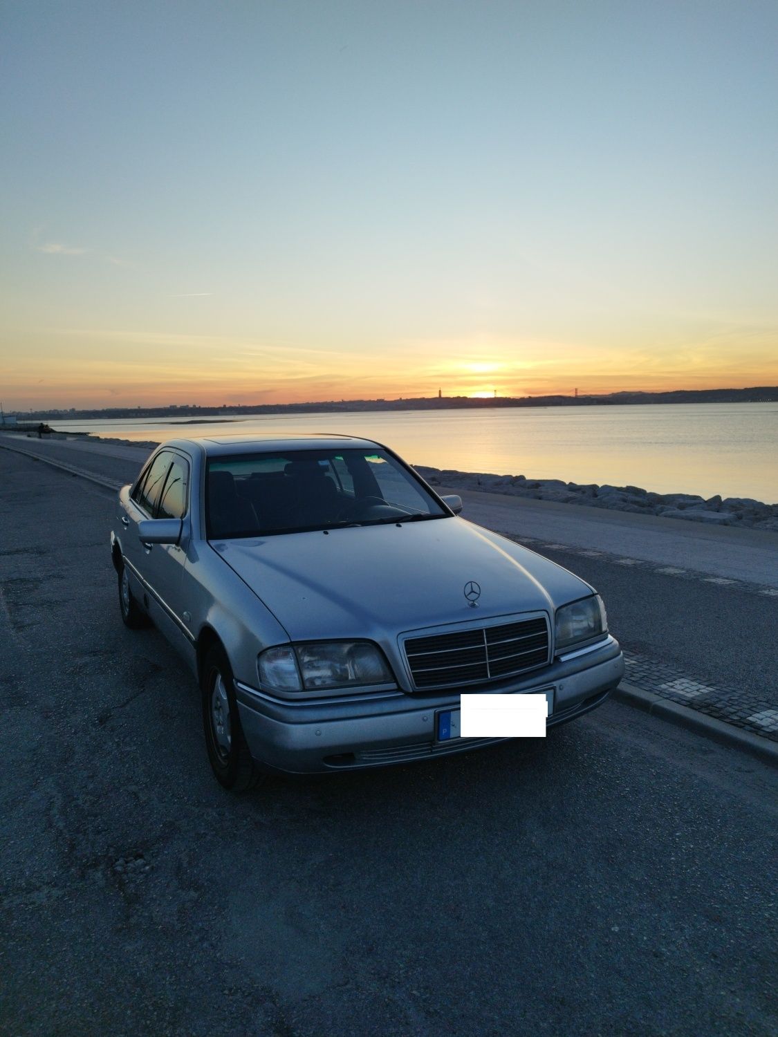 Mercedes C200D Bom estado