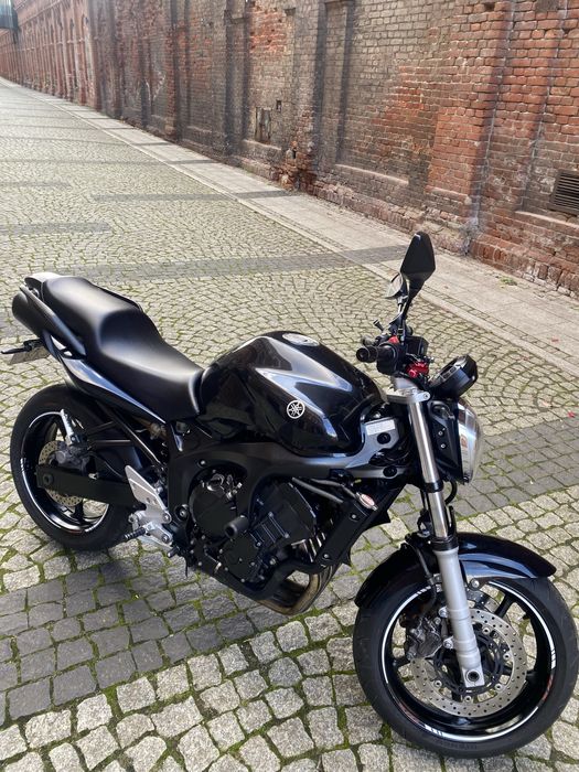 Yamaha fz6n Black Edition